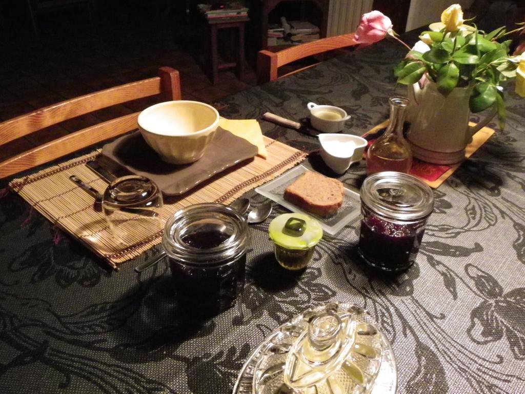 Bed and Breakfast Le Cabanon Thueyts Екстер'єр фото