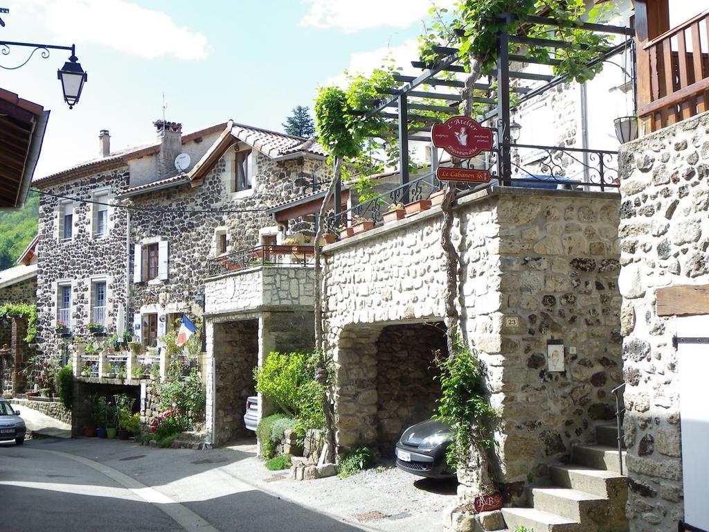 Bed and Breakfast Le Cabanon Thueyts Екстер'єр фото